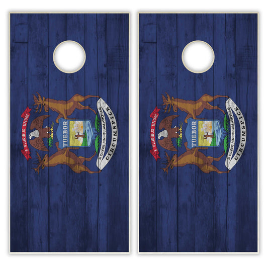 Michigan State Flag Cornhole Set - Distressed Wood