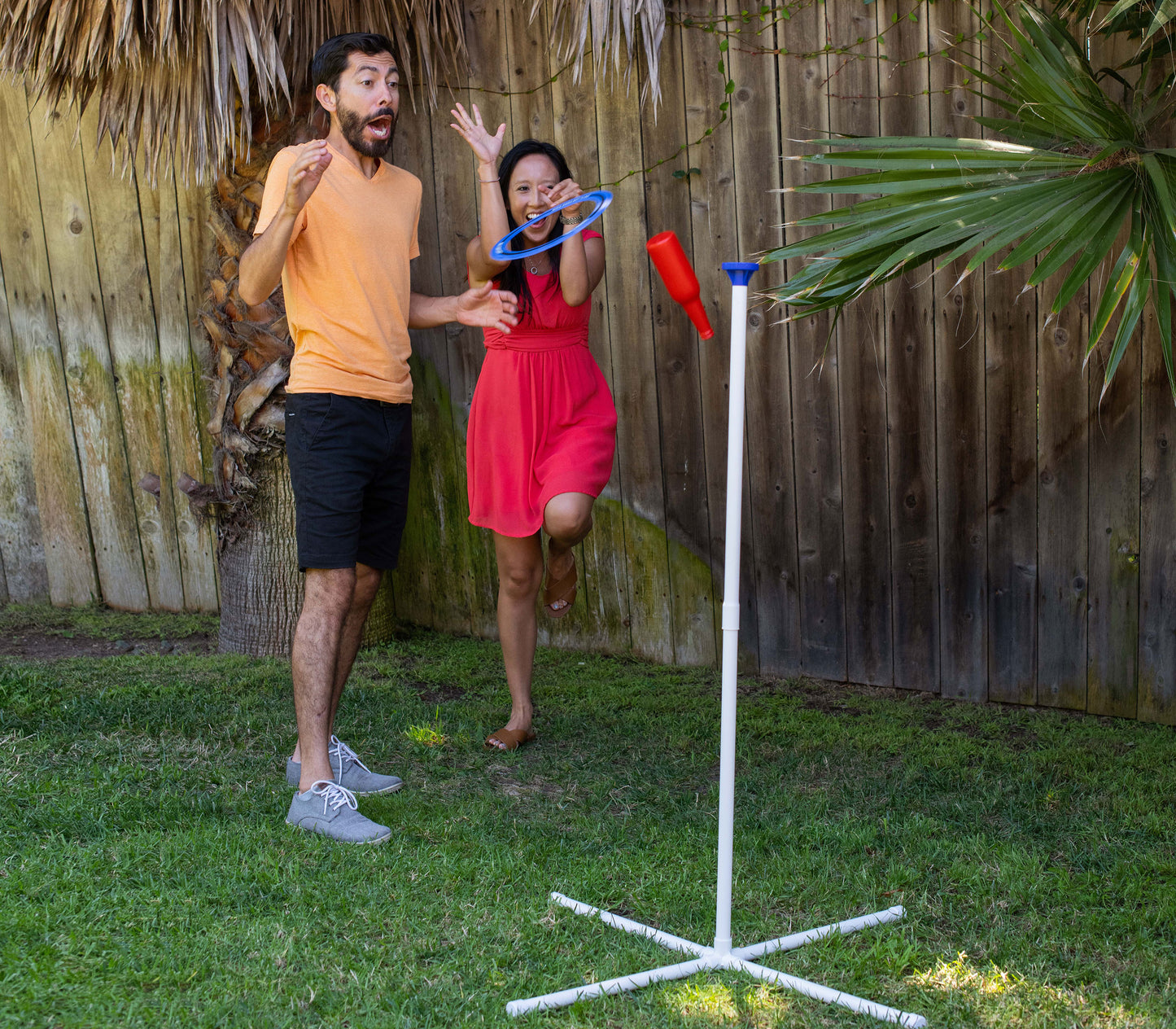 Bottle Disc Toss Beersbee Game Set with Soft Touch Flying Ring