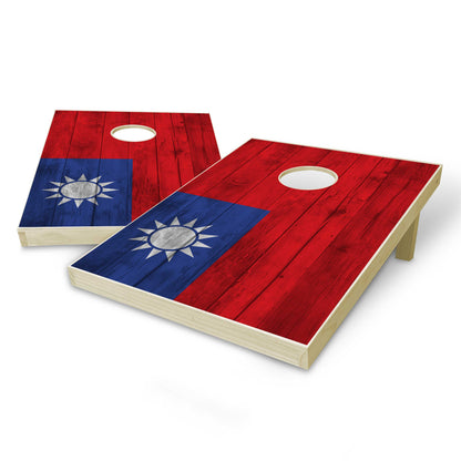 Taiwan Flag Tailgate Cornhole Set - Distressed Wood